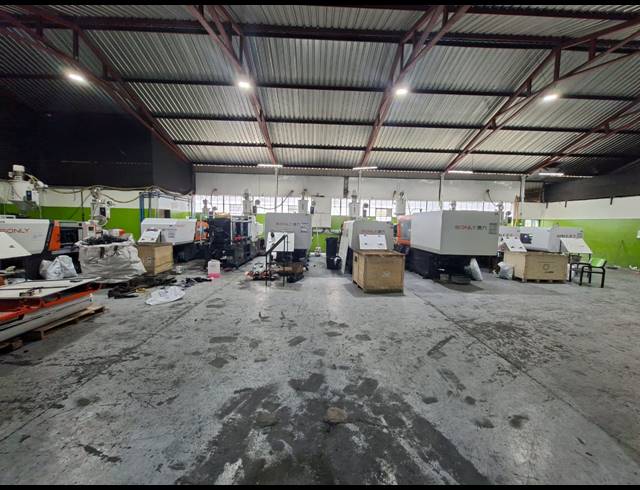 4,000M² WAREHOUSE FOR SALE IN ANDERBOLT